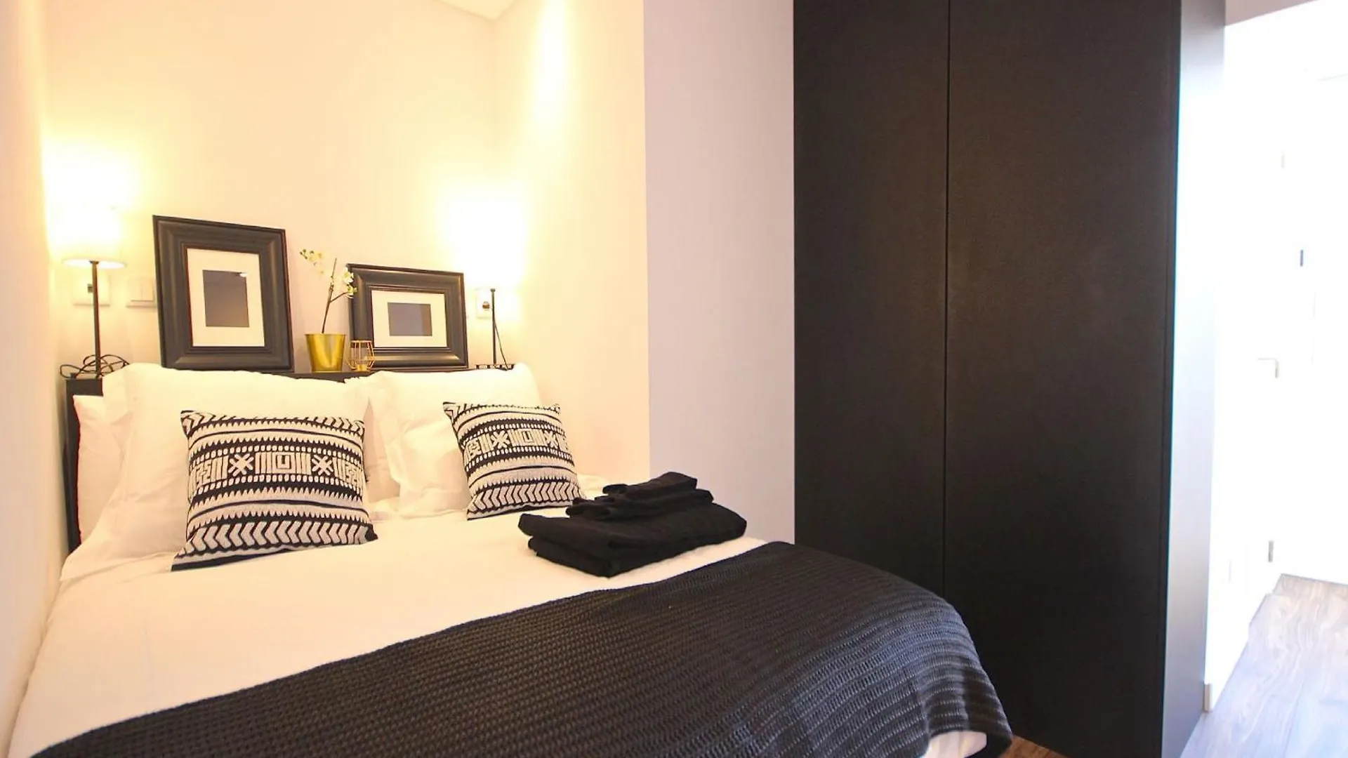 Akicity Liberdade Galaxy Lissabon 0*,